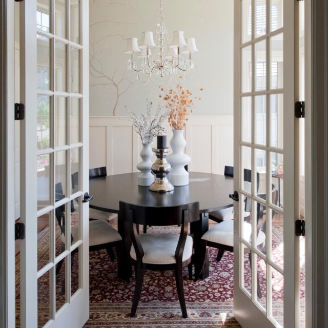 Modern Dining Room Interior